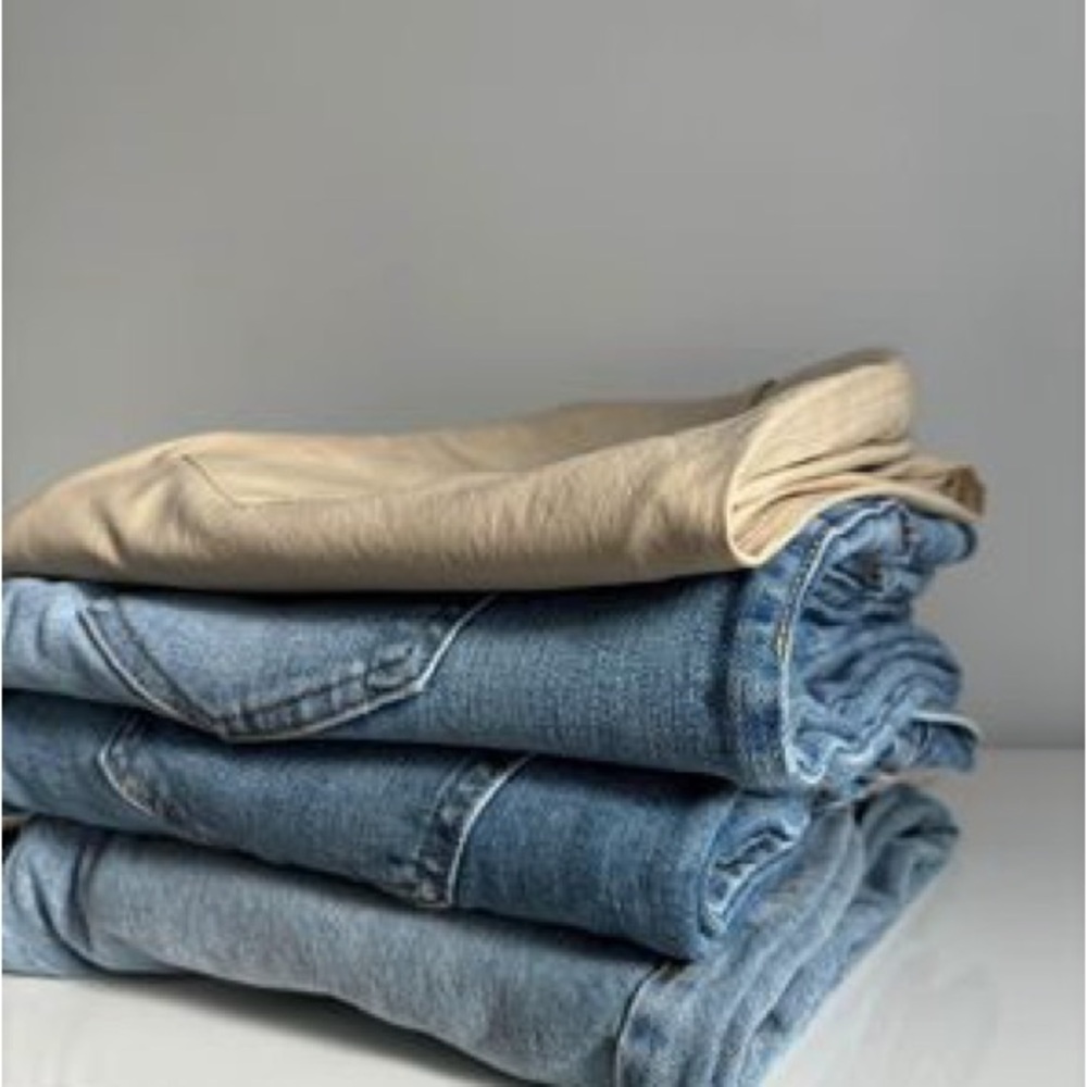 MULTI DEAL - 4 Pants including Lulu